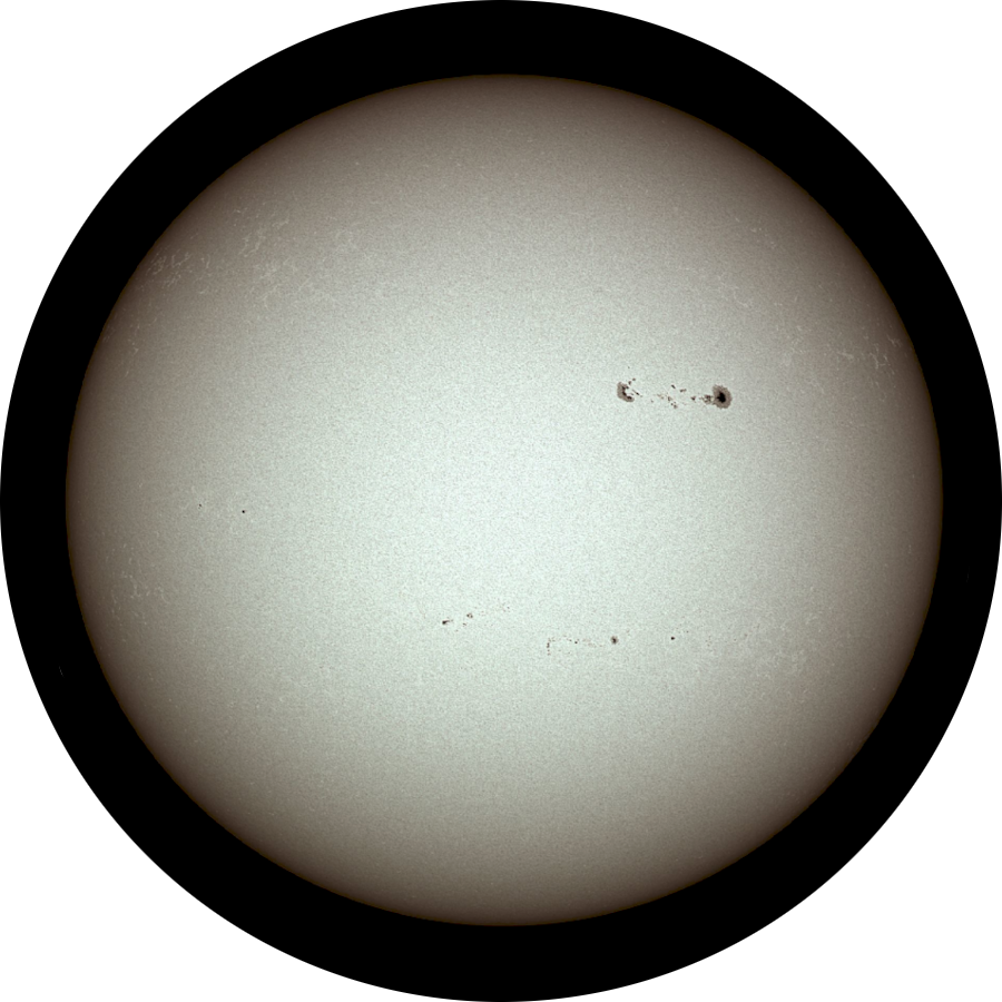 Päike valge valguse filtriga nähtuna